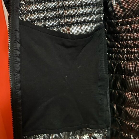 Columbia Women's Black Quilted Puffer Jacket, Size L pre owned - Picture 5 of 15